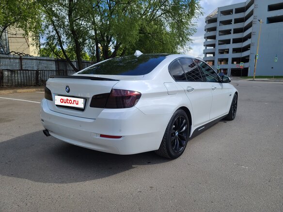2016 BMW 5 серии 520d VI (F10/F11/F07) Рестайлинг, белый, 2950000 рублей - вид 2