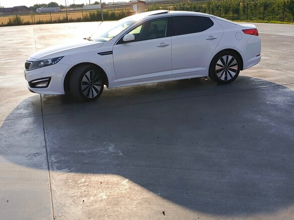 2013 Kia Optima III, белый, 1600000 рублей - вид 13