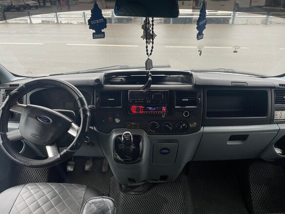 2013 Ford Transit, белый, 999999 рублей - вид 4