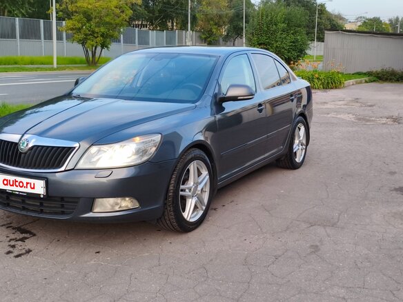 2011 Skoda Octavia DSG7 II (A5) Рестайлинг, серый, 870000 рублей - вид 8