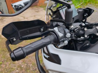 2024 Benelli TRK 702, белый, 650000 рублей, вид 3