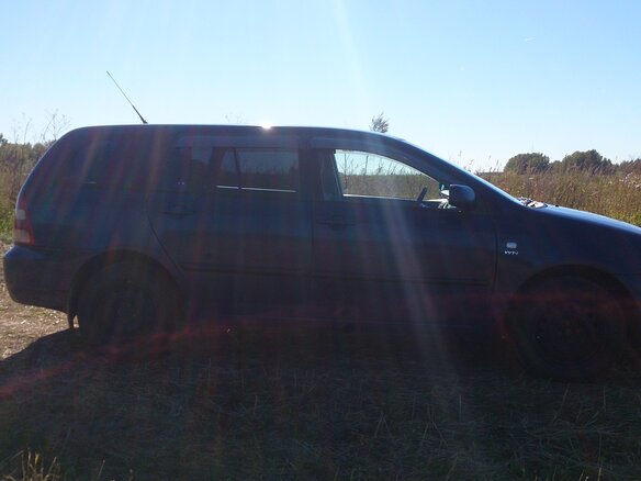 2002 Toyota Corolla IX (E120, E130), синий - вид 2