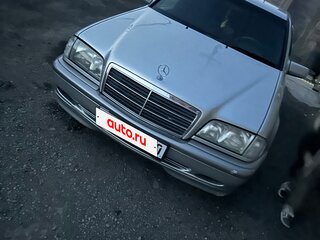 1998 Mercedes-Benz C-Класс 180 I (W202) Рестайлинг, серебристый, 400000 рублей, вид 3