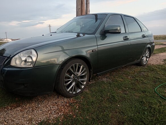 2010 Lada (ВАЗ) Priora I, зелёный, 350000 рублей - вид 1