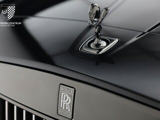 2025 Rolls-Royce Cullinan Black Badge I Рестайлинг (Series II), чёрный, 88450000 рублей, вид 2