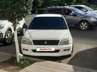 2000 Mitsubishi Lancer Cedia IX, белый, 400000 рублей, вид 1
