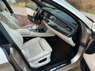 2009 BMW 5 серии Gran Turismo 550i VI (F10/F11/F07), бежевый, 1200000 рублей, вид 5