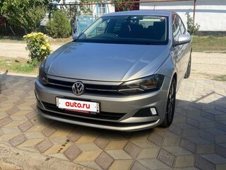 2018 Volkswagen Polo VI (EU Market), серый, 1200000 рублей, вид 2
