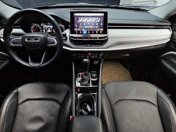 2023 Jeep Compass II Рестайлинг, серый - вид 4