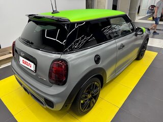 2020 Mini Hatch JCW III (F55/F56) Рестайлинг, серый, 3100000 рублей, вид 4