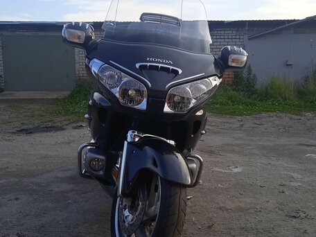 2010 Honda GL 1800 Gold Wing, чёрный, 1500000 рублей, вид 3
