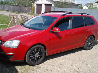 2009 Volkswagen Golf V, красный, 750000 рублей, вид 1