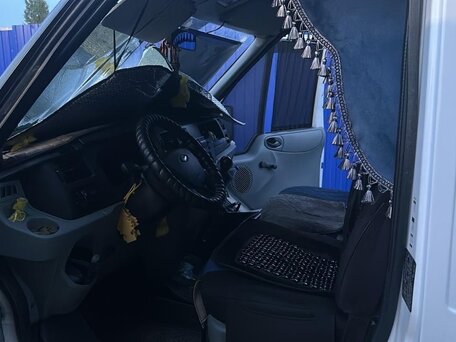 2009 Ford Transit, белый, 1200000 рублей, вид 4