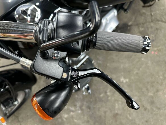 2012 Harley-Davidson Fat Boy, чёрный, 1250000 рублей - вид 33