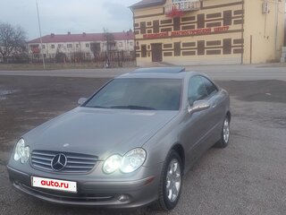 2003 Mercedes-Benz CLK-Класс 320 II (W209), серебристый, 600000 рублей, вид 1