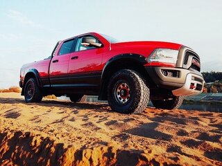 2011 Dodge RAM IV (DS/DJ), красный, 3250000 рублей, вид 4