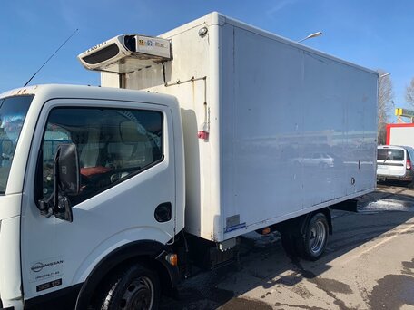 2014 Nissan Cabstar, белый, 2000000 рублей, вид 2