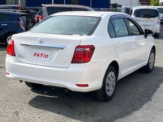 2019 Toyota Corolla Axio XI (E160, E170) Рестайлинг 2, белый, 1240000 рублей, вид 4