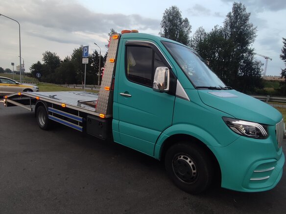 2009 Mercedes-Benz Sprinter, зелёный, 3843779 рублей - вид 3
