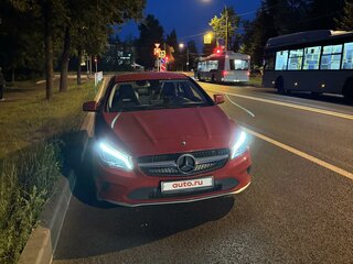 2016 Mercedes-Benz CLA 200 I (C117, X117), красный, 1700000 рублей, вид 4