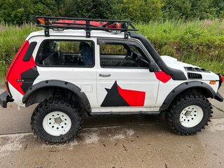 2010 Lada (ВАЗ) 2121 (4x4) I Рестайлинг, белый, 750000 рублей, вид 5
