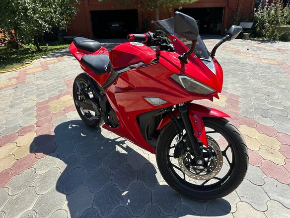 2024 Yamaha YZF-R3, красный, 310000 рублей - вид 2