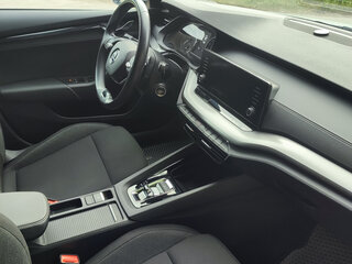 2021 Skoda Octavia IV (A8), белый, 2500000 рублей, вид 5