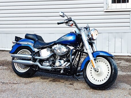 2009 Harley-Davidson Fat Boy, синий, 1150000 рублей, вид 1