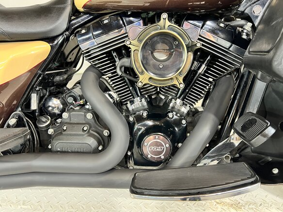 2014 Harley-Davidson Electra Glide, бежевый, 899000 рублей - вид 19