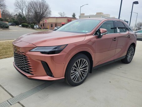 Lexus RX V