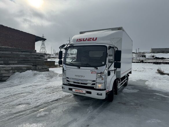 2024 Isuzu Elf (N-series), белый, 4500000 рублей