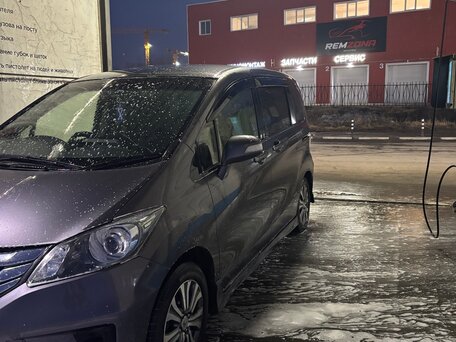 2013 Honda Freed I Рестайлинг, серый, 1050000 рублей, вид 4