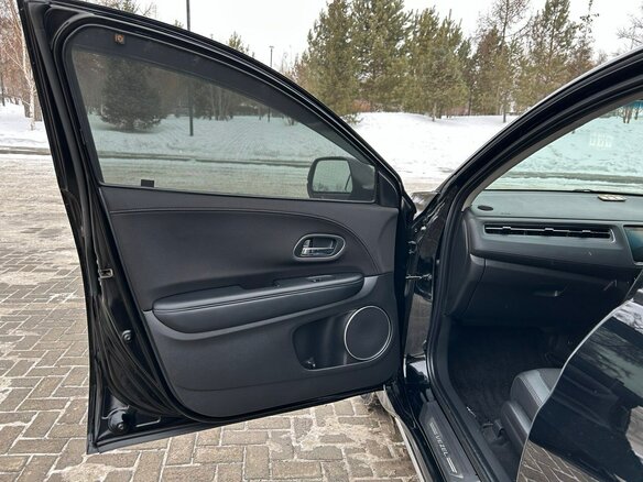2018 Honda Vezel I Рестайлинг, чёрный, 1950000 рублей - вид 9