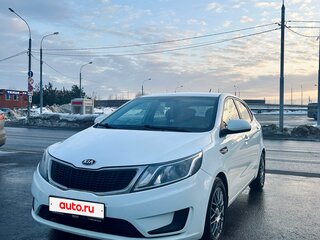 2015 Kia Rio III, белый, 820000 рублей, вид 1