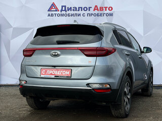 2019 Kia Sportage IV Рестайлинг, серебристый, 1699000 рублей, вид 5