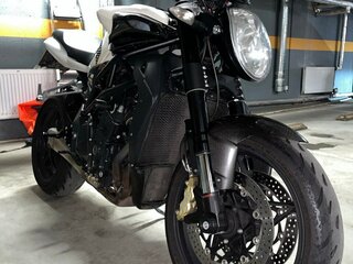2012 MV Agusta Brutale 920, белый, 600000 рублей, вид 2