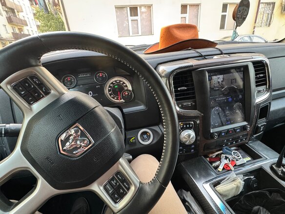 2013 Dodge RAM IV (DS/DJ), чёрный, 3300000 рублей - вид 7