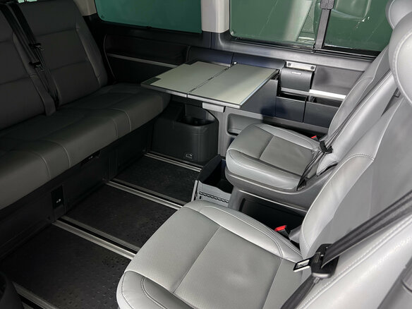 2013 Volkswagen Multivan T5 Рестайлинг, белый, 2390000 рублей - вид 18