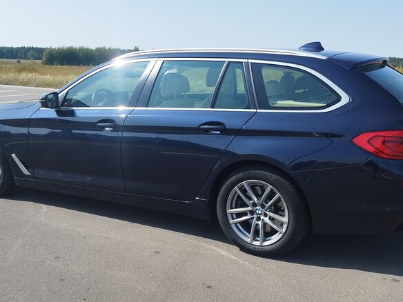 2020 BMW 5 серии 530d xDrive VII (G30/G31/G38), синий, 3100000 рублей - вид 34