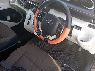 2016 Toyota Sienta II, коричневый, 1420000 рублей, вид 4