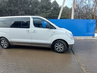 2012 Hyundai H-1 II, белый, 1700000 рублей, вид 3