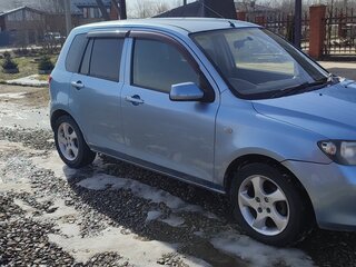 2004 Mazda Demio II (DY), голубой, 450000 рублей, вид 3