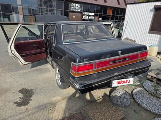 1987 Mitsubishi Debonair II, чёрный, 140000 рублей, вид 3