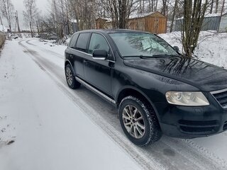 2005 Volkswagen Touareg I, чёрный, 300000 рублей, вид 3