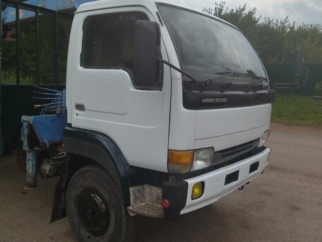 1997 Nissan Diesel Condor, белый, 3000000 рублей, вид 5