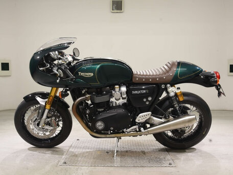 2024 Triumph Thruxton, зелёный, 1450000 рублей, вид 2