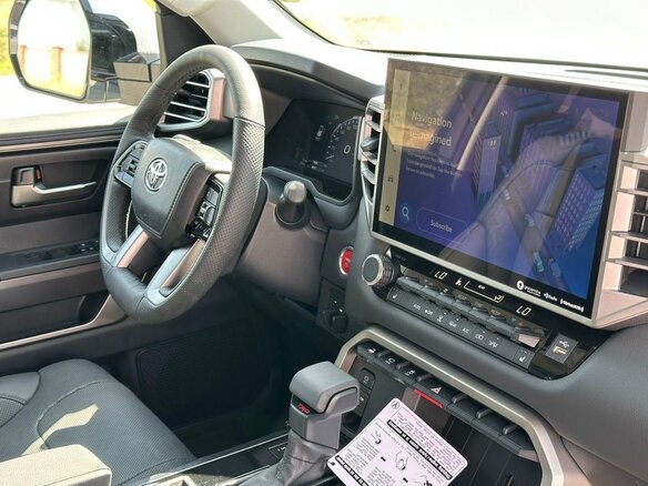 2023 Toyota Sequoia III, белый, 12000000 рублей - вид 6