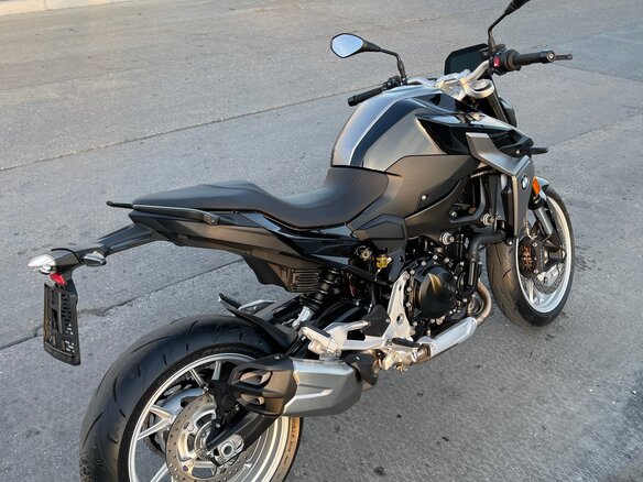 2021 BMW F 900 R, чёрный, 1549000 рублей - вид 6