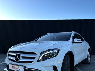2015 Mercedes-Benz GLA 200 I (X156), белый, 1900000 рублей, вид 3