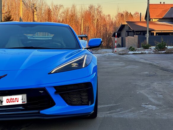 2020 Chevrolet Corvette Stingray C8, синий, 10200000 рублей - вид 2